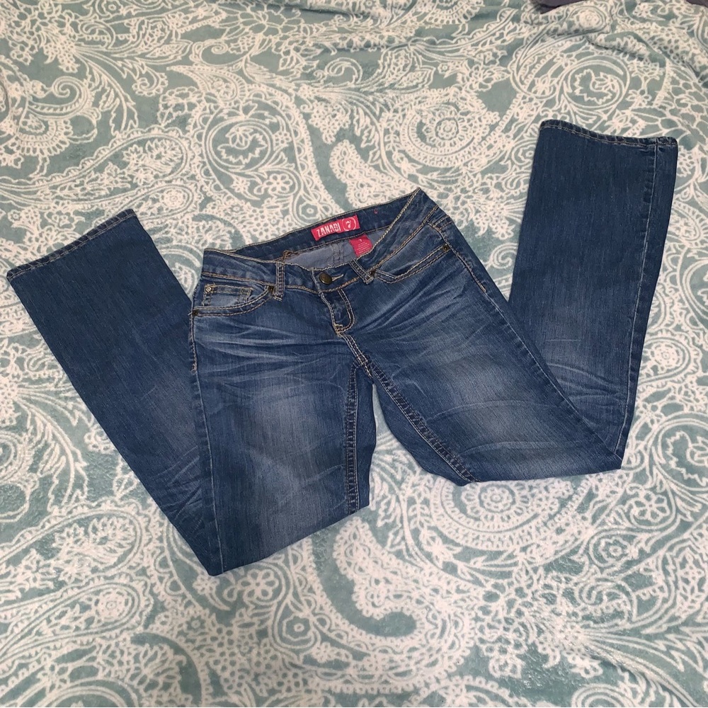 zanadi Low rise boot cut jeans